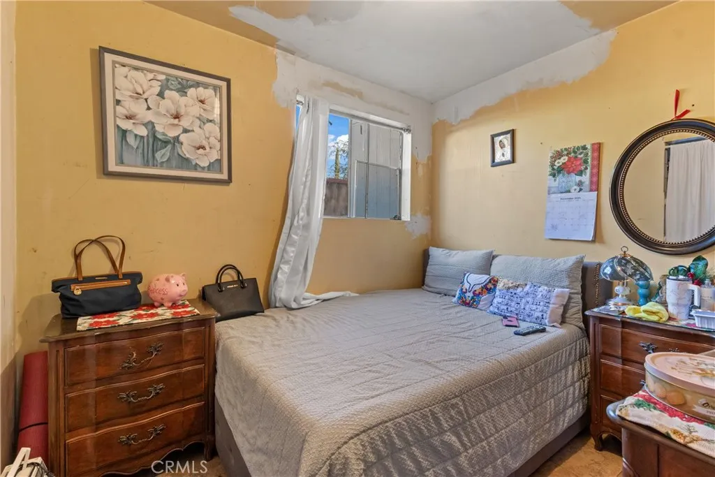 6809 Haywood Street, Tujunga, California 91042 home-pic-10